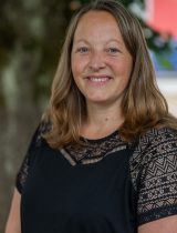 Jasmin Büche, Erzieherin